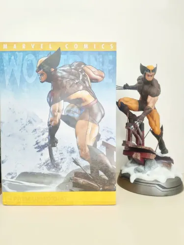 Wolverine Brown Costume 1/4 Sideshow Premium