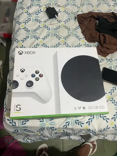 Vendo Xbox Séries S 512gb SSD