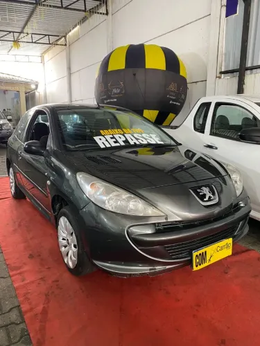 Peugeot 207 XR 1.4 Flex 8V 5P 2012