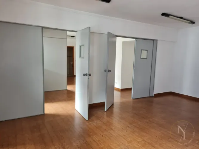 Salas Comerciais 119m² em Frente ao Metrô Jabaquara 3 Vagas