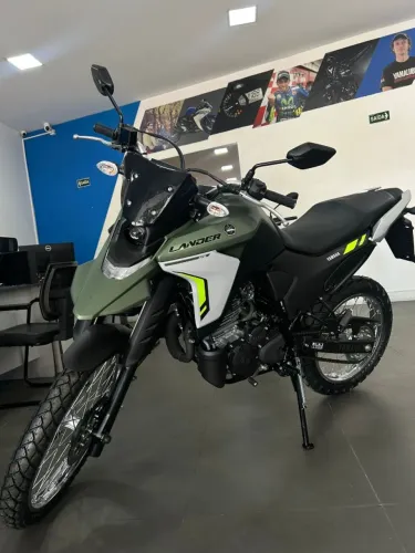 Nova Lander 250cc 2026 0km **Entrada de R$8.500,00 ou R$0,00 de entrada**