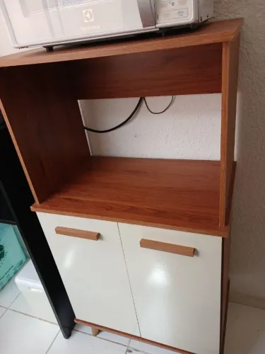Armario para microondas e forno elétrico 