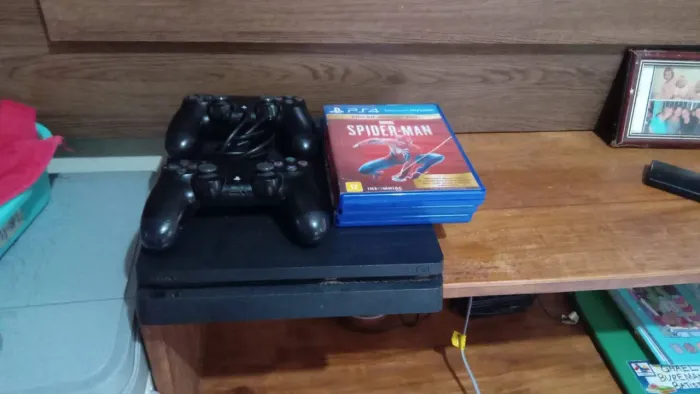 PS4