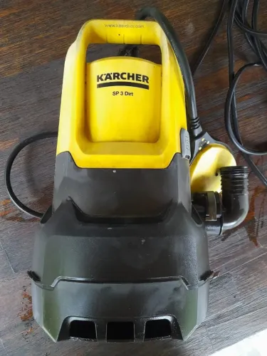 Bomba submersível 110w para água turva Karcher ótimo estado