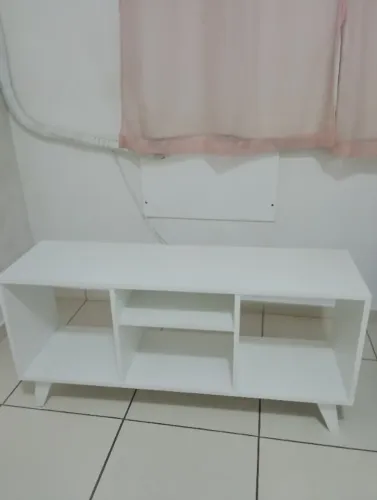 Rack em MDF na cor branca