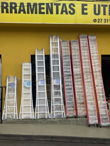 Escada extensiva Alumínio e Fibra