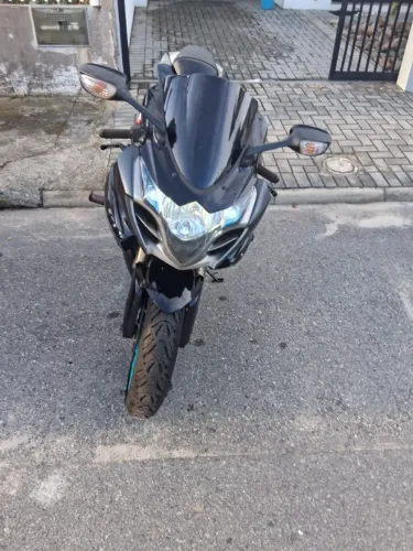 Moto  em ótimo  estado  