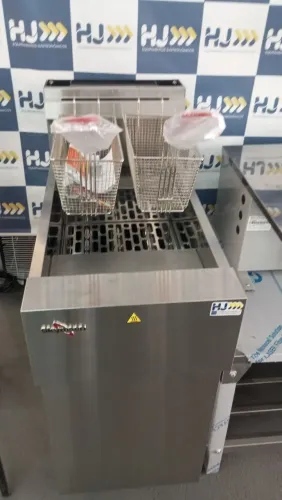 NZ. Fritadeira industrial a gás zona fria Skymsen