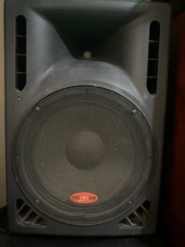 Caixa Ativa Donner Clarity 300A 600W RMS - Profissional