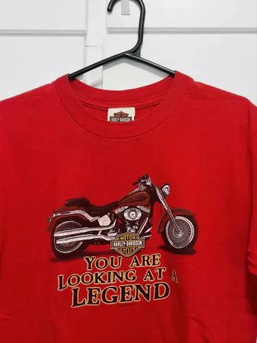 Camiseta vermelha Harley Davidson