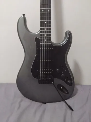 GUITARRA TAGIMA SIXMART (USADA) COM EFEITOS EMBUTIDOS