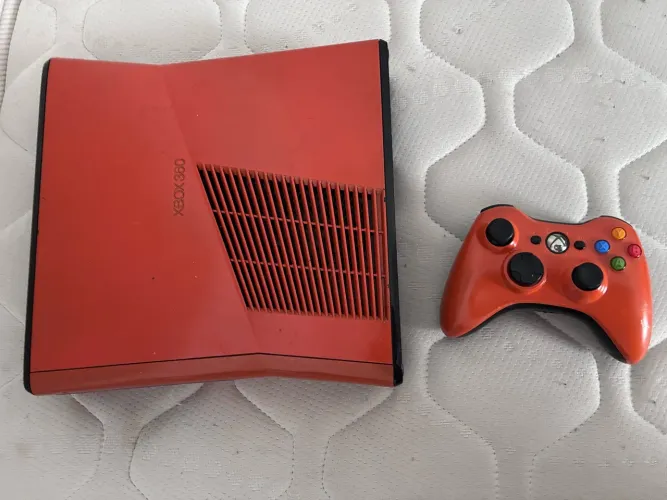 Xbox 360 Slim