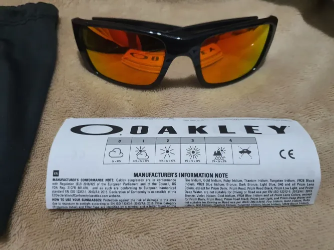 Óculos Oakley Fuel Cell Polarizado Oo9096 Ko60