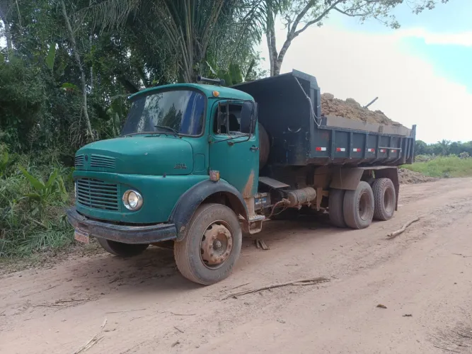 Caçamba L1113