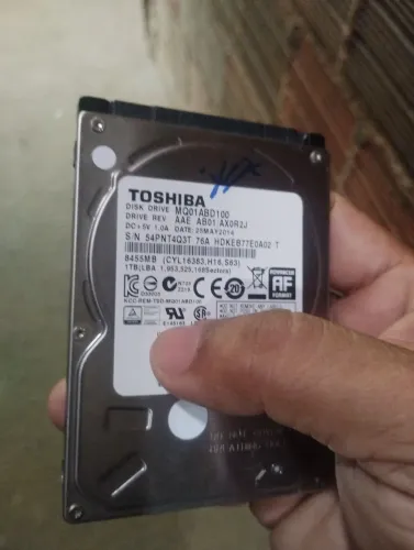 VENDO HD, TOSHIBA DE 1 TERA .