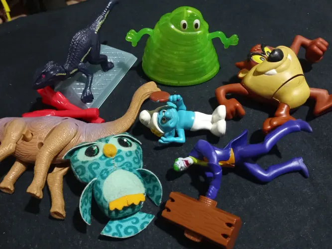 Lote de brinquedos mcdonald's