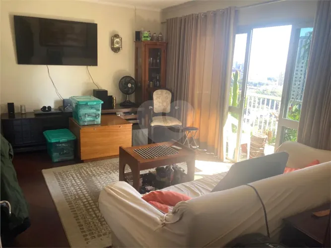 Apartamento à venda com 3 quartos no condomínio Bueno Aires, São Paulo - SP