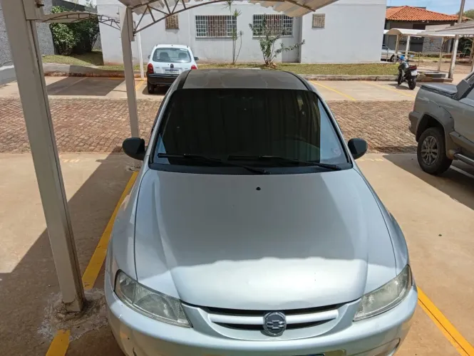 Chevrolet Celta Spirit 1.4 MPFI 8V 85cv 5P 2005