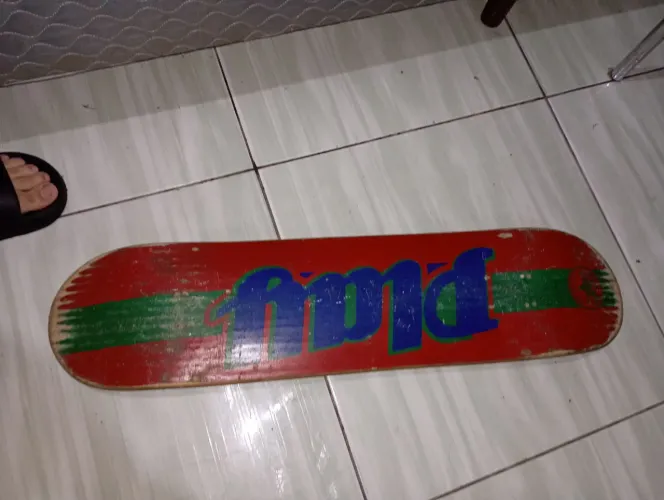 Shape de Skate semi novo