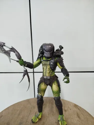Predador Renegade boot com detalhes