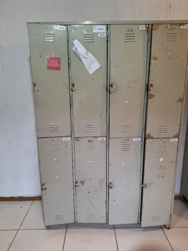 Armário de aço usado bom estado * entrego