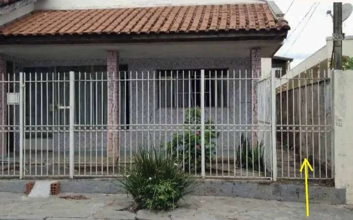 Edícula 1 quarto Vila Central próximo a Escola Estadual Dr. Clibas Pinto Ferraz