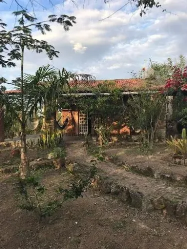 SÍTIO NO CENTRO DE SERRA NEGRA - BEZERROS/PE