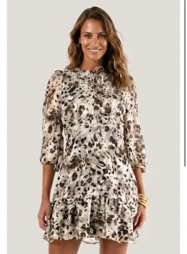 Vestido moda colmeia