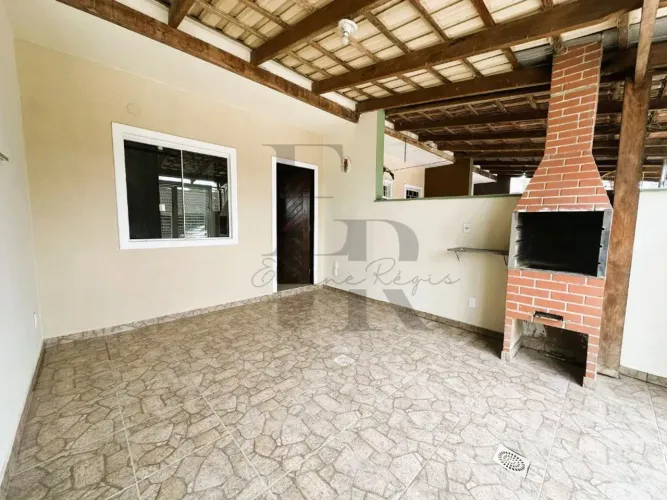 Casa Geminada para Locação em Joinville-SC, no Bairro Boehmerwald | 2 Quartos | Vaga de Ga