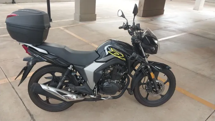 DK 150 em Ótimo estado