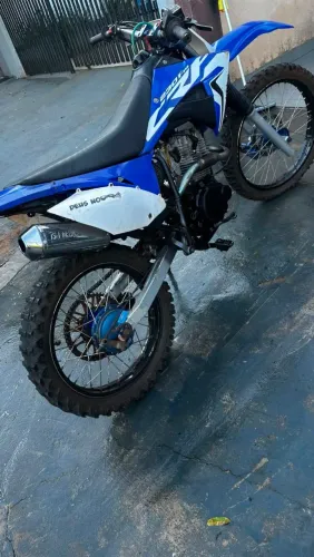 Moto de trilha