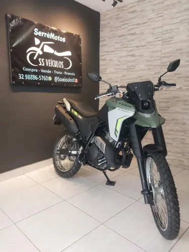 SERRÊ E LÉO MOTOS LANDER 26 PRONTA ENTREGA