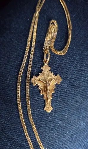 Cordão de ouro