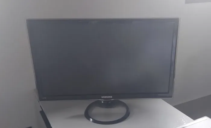 Monitor TV Samsung 28pol