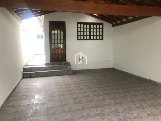 Casa, 3 Dormitórios (1 Suíte) - Vila Rica - Pindamonhangaba/SP