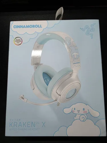 Razer KRAKEN V4 X Cinnamoroll Edition