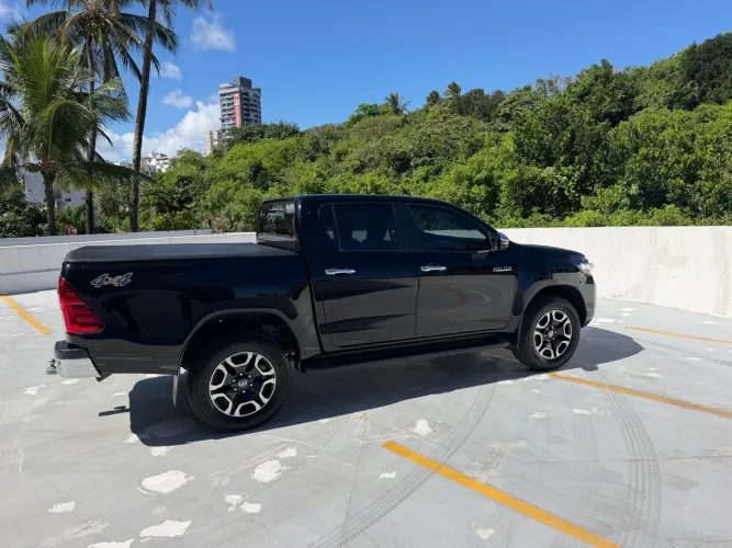 Toyota Hilux CD SRV 4X4 2.8 TDI Diesel Aut. 2022