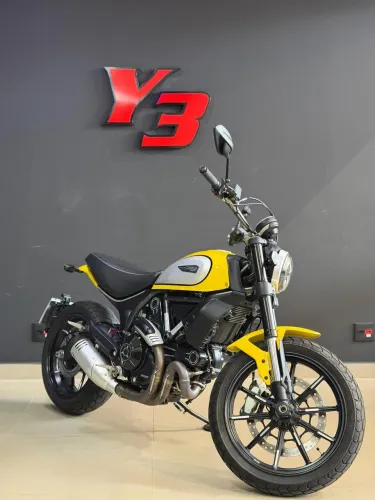 SCRAMBLER ICON 800CC AMARELA 2022/2022
