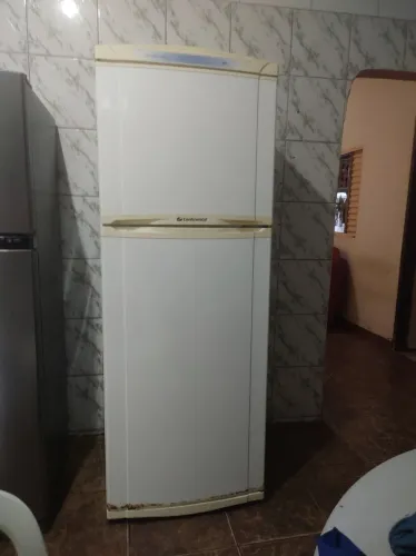 Geladeira DUPLEX/470L Dejelo automático - Continental 