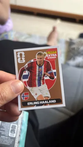 Figurinha legend Erling Haaland 