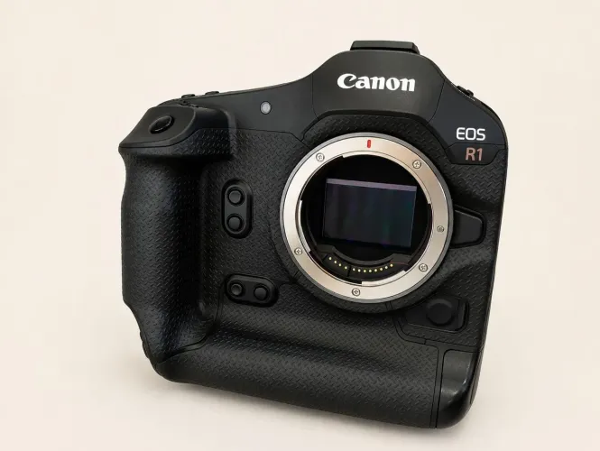 Imperdível: Canon EOS R1 com lente Canon 100-300 2.8
