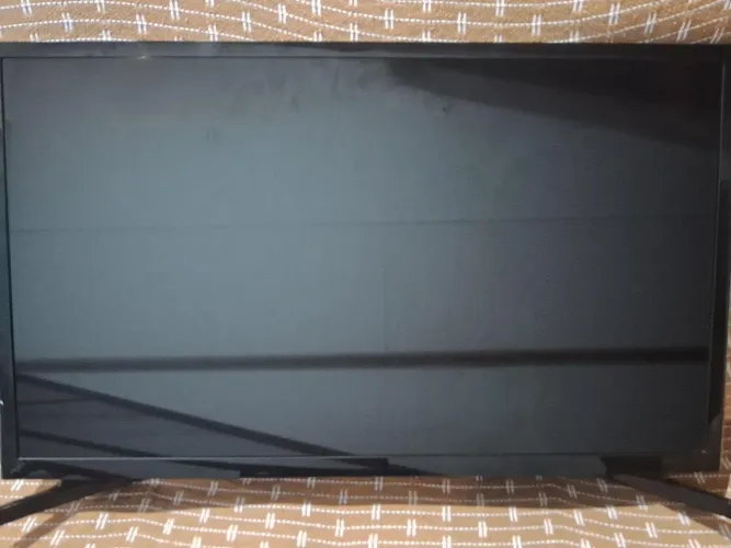 TV Samsung Smart 32" - Com defeito 