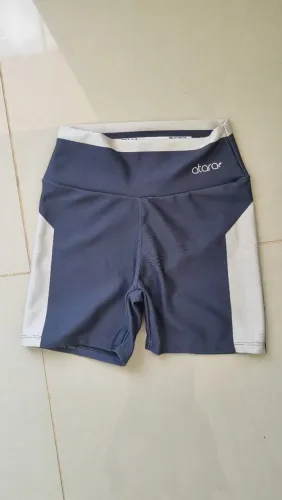Academia - short