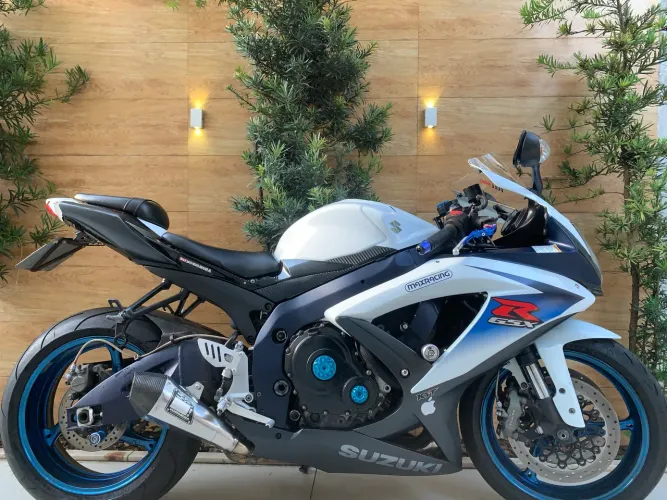 SUZUKI SRAD 750 2013