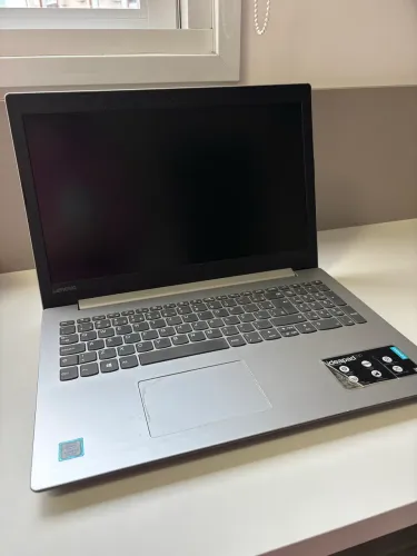 Notebook Lenovo IdeaPad 330-15IKB