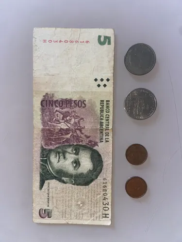 MOEDAS E CÉDULA PARA COLEÇÃO OU DECORAÇÃO 