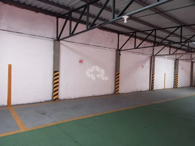 Garagem no Residencial e Comercial Farrapos