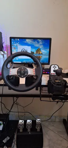 Volante loghtec g27 com manopla