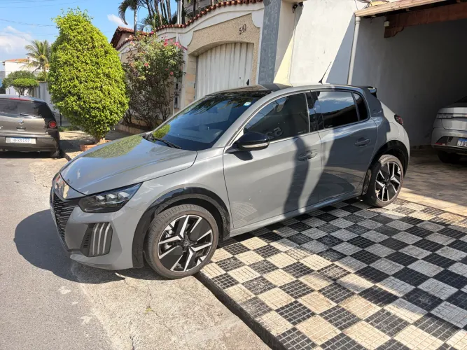 Peugeot 208 GT 1.0 Turbo Flex 5P Aut. 2025