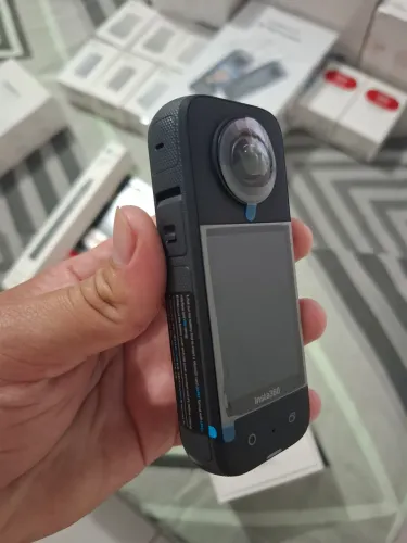 Câmera de ação 5.7K Insta360 X3 lacrada!
